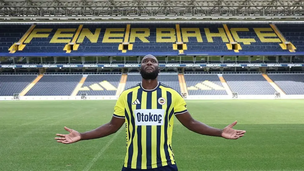 Fenerbahçe’de Romelu Lukaku için imza töreni gerçekleştirildi