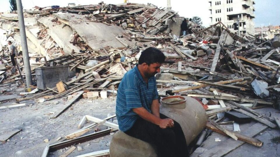 Mısır'da güçlü bir deprem meydana geldi