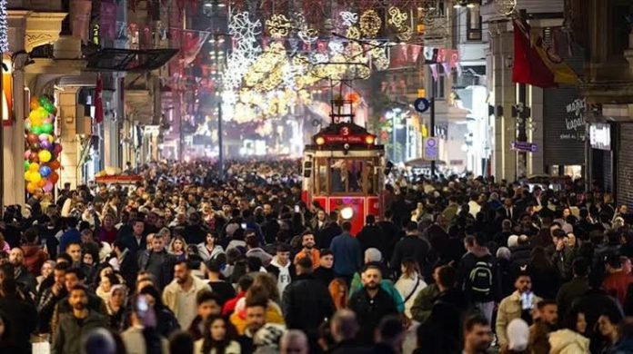 Türkiye'nin güncel nüfusu belli oldu: Son 6 aydaki artış dikkat çekti Türkiye'nin güncel nüfusu belli oldu: Son 6 aydaki artış dikkat çekti