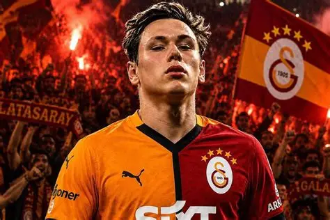 Galatasaray'ın yeni transferi Aleksey Batrakov, İstanbul'a geldi Galatasaray'ın yeni transferi Aleksey Batrakov, İstanbul'a geldi