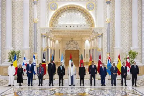 BAE, halkların yararına tüm ülkelerle ilişkilerini önemsediğini teyit ediyor