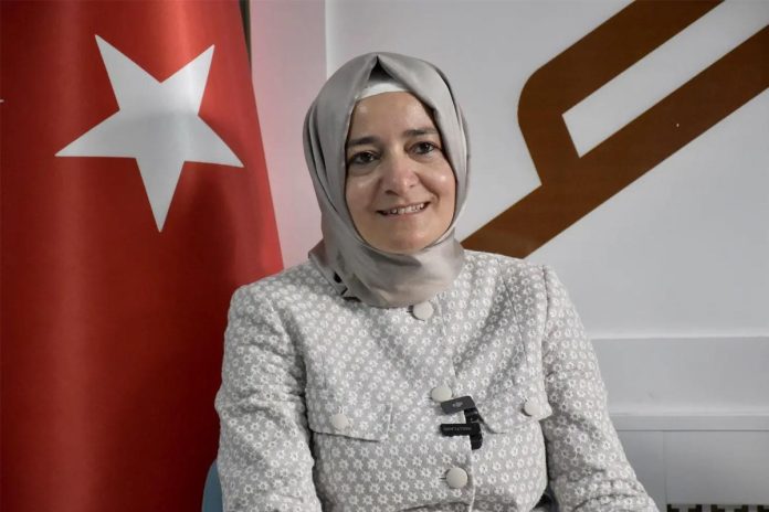 Fatma Betül Sayan Kaya ve eşi Fatma Betül Sayan Kaya ve eşi