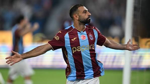 Salah, Trabzonspor'un Gençlerbirliği deplasmanında attığı gol ve asistlerle dikkat çekti. Salah, Trabzonspor'un Gençlerbirliği deplasmanında attığı gol ve asistlerle dikkat çekti.