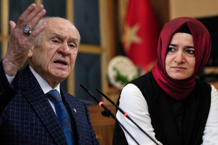 Bahçeli'den fon vurgunu mesajı Bahçeli'den fon vurgunu mesajı