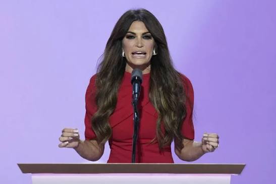 Trump’tan Yunanistan Büyükelçisi İçin Görevden Alma Sinyali: “Yazık Olmuş!” Trump’tan Yunanistan Büyükelçisi İçin Görevden Alma Sinyali: “Yazık Olmuş!”