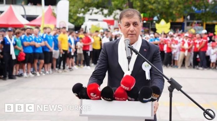 CHP ile Yeni Parti'de Cemil Tugay kavgası! CHP ile Yeni Parti'de Cemil Tugay kavgası!